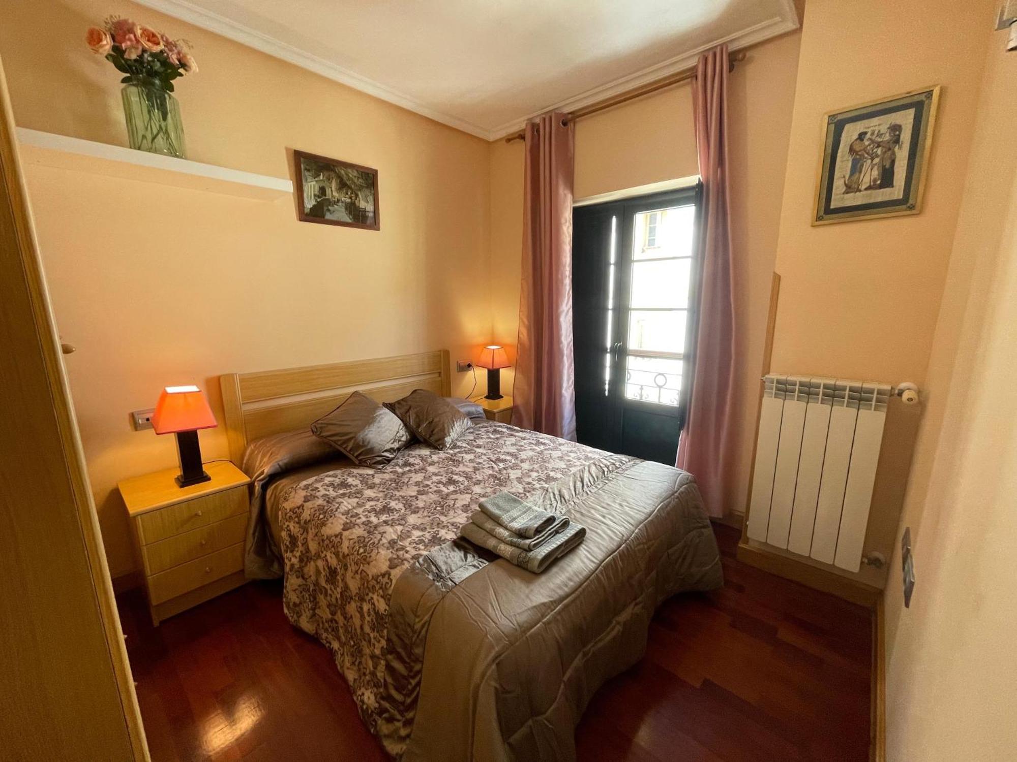 La Nueva Covadonguina Daire Onís Dış mekan fotoğraf